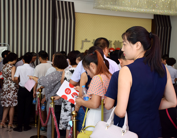 喜報(bào)！捷報(bào)！一經(jīng)推出即成隴南商業(yè)傳奇！