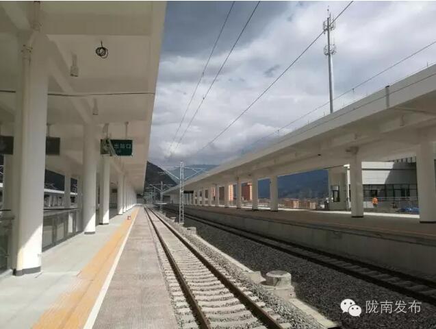 蘭渝鐵路最新進(jìn)展！除胡麻嶺隧道外已全線鋪通