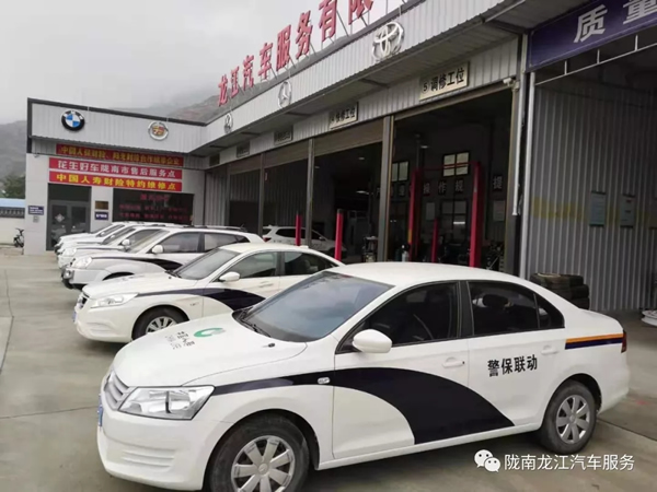 金錘鈑金，銀槍噴漆！龍江汽修值得信賴！