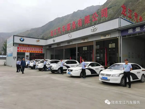金錘鈑金，銀槍噴漆！龍江汽修值得信賴！