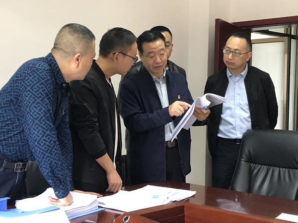 市委“不忘初心、牢記使命”第十三指導(dǎo)組檢查指導(dǎo)集團公司主題教育工作